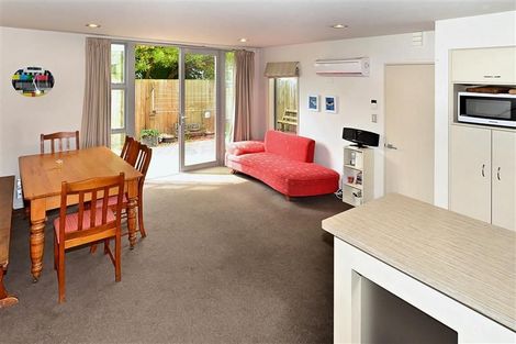 Photo of property in 90b Mandeville Street, Riccarton, Christchurch, 8011