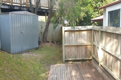 Photo of property in 2/21 Contessa Drive, Glenfield, Auckland, 0629