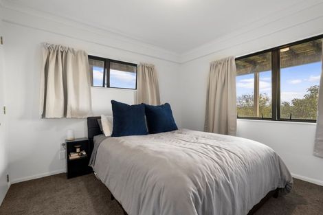 Photo of property in 17 Downing Place, Welcome Bay, Tauranga, 3112