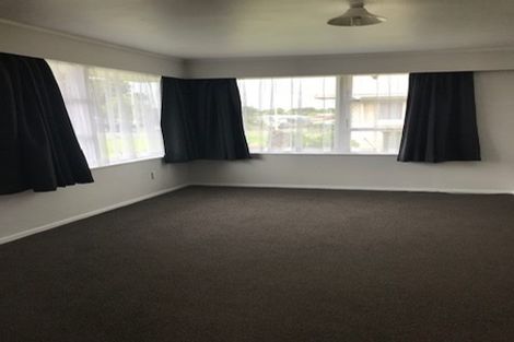 Photo of property in 302 Kirkbride Road, Mangere, Auckland, 2022