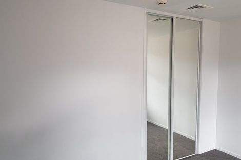 Photo of property in Shoal Haven Apartments, 202c/130 Anzac Street, Takapuna, Auckland, 0622