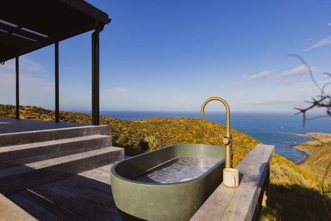 Photo of property in 74 Te Wai Komaru Way, Makara, Wellington, 6972
