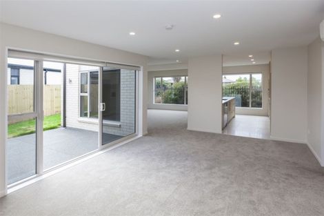 Photo of property in 67 Rannoch Drive, Broomfield, Christchurch, 8042