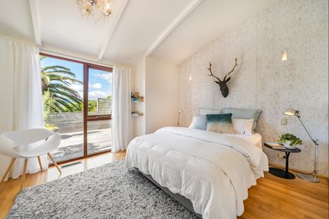 Photo of property in 360 Paremata Road, Whitby, Porirua, 5381