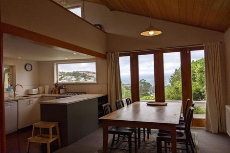 Photo of property in 25 Putnam Street, Northland, Wellington, 6012