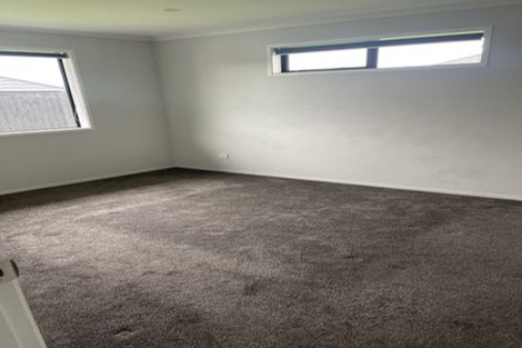 Photo of property in 22 Walter Lawry Road, Paerata, Pukekohe, 2124