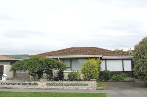 Photo of property in 1 Isleworth Road, Bishopdale, Christchurch, 8053