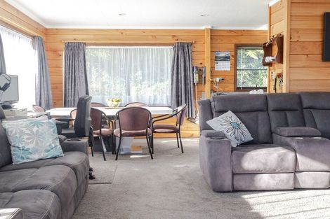 Photo of property in 140 Marsden Road, Greymouth, 7805