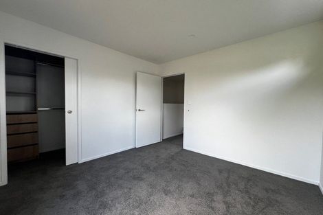 Photo of property in 21 Divich Avenue, Te Atatu South, Auckland, 0610