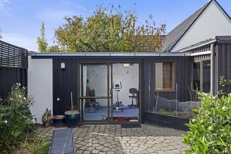 Photo of property in 43n Waimairi Road, Upper Riccarton, Christchurch, 8041