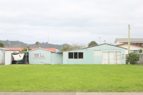 Photo of property in 24 Hannan Road, Whitianga, 3510