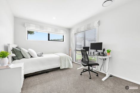 Photo of property in 24 Castletown Street, Wallaceville, Upper Hutt, 5018