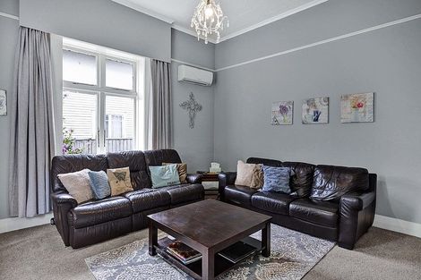 Photo of property in 2 Morrissey Street, Hawera, 4610