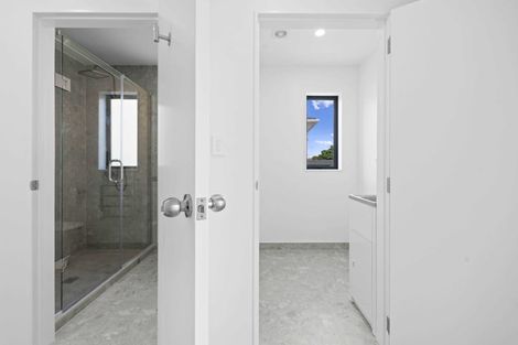Photo of property in 33 Sunnypark Avenue, Rosehill, Papakura, 2113