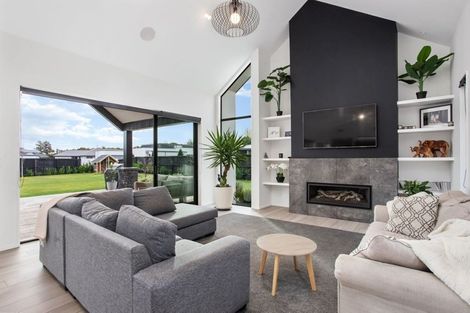 Photo of property in 9 Queenswood Gardens, Mairehau, Christchurch, 8052