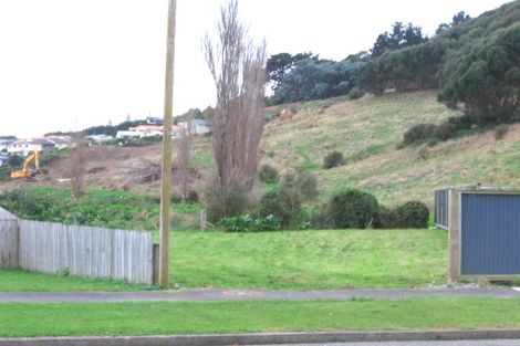 Photo of property in 5 Poneke Drive, Waikanae, 5036