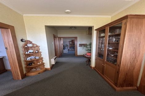 Photo of property in 2 Weraroa Road, Levin, 5510