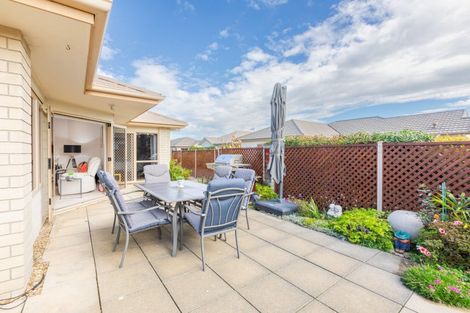 Photo of property in 14 Blythfield Place, Taradale, Napier, 4112