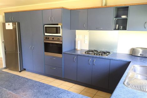 Photo of property in 180 Kilkenny Drive, East Tamaki Heights, Auckland, 2016