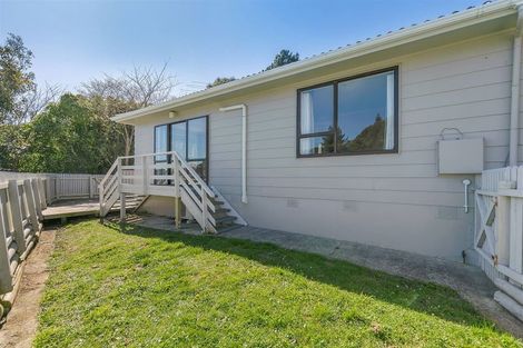 Photo of property in 64 Omapere Street, Whitby, Porirua, 5024