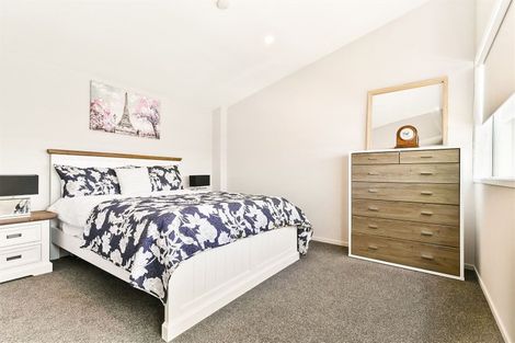 Photo of property in 16 Squadron Drive, Hobsonville, Auckland, 0616