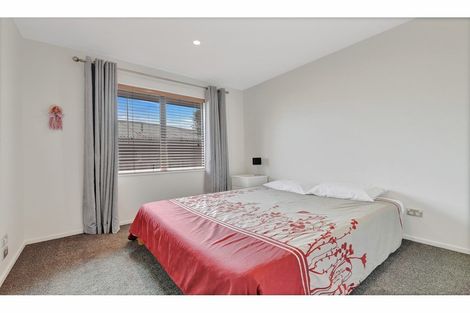 Photo of property in 357 Estuary Road, South New Brighton, Christchurch, 8062