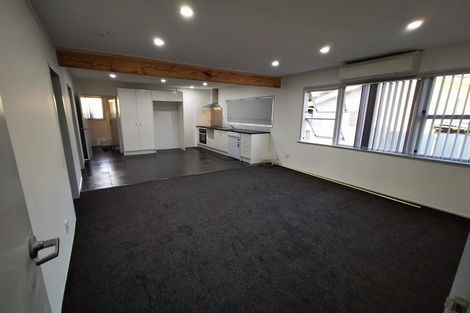 Photo of property in 89 Kayes Road, Pukekohe, 2120