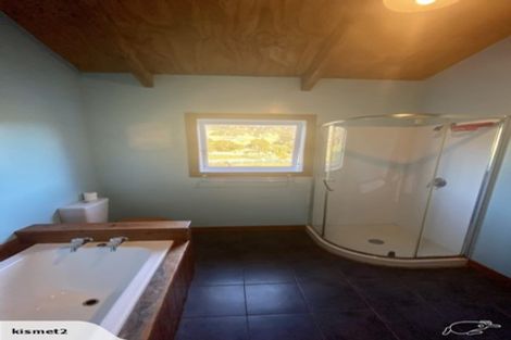 Photo of property in 69 Tarrant Road, Helensville, 0875