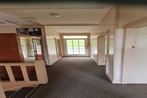 Photo of property in 18 Garden Road, Northland, Wellington, 6012