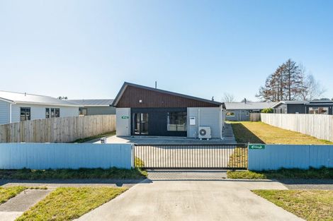 Photo of property in 44 Te Iwiheke Place, Turangi, 3334