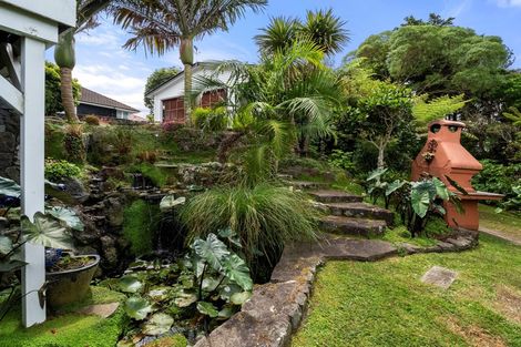 Photo of property in 37 Fairfax Avenue, Northcote, Auckland, 0627