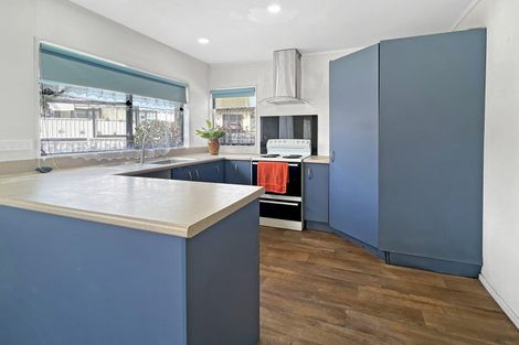 Photo of property in 19 Lowburn Place, Clover Park, Auckland, 2019