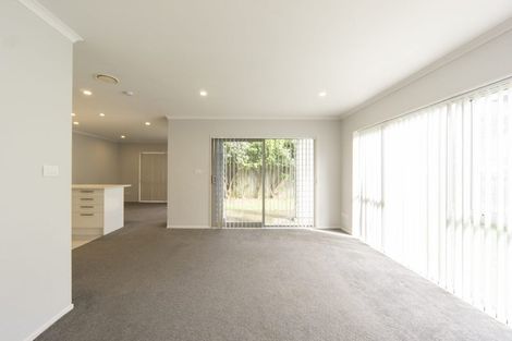 Photo of property in 1/13 Crosher Place, Silverdale, Hamilton, 3216