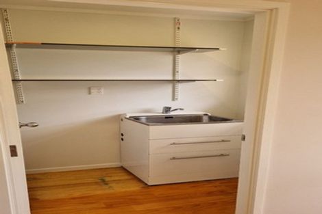 Photo of property in 43 Ramillies Place, Glenfield, Auckland, 0629