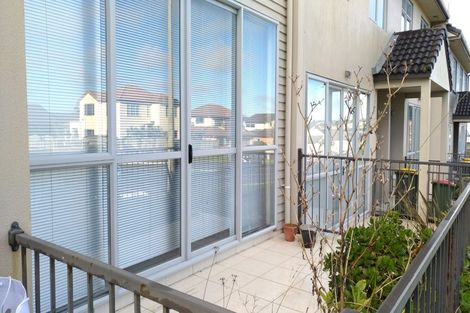 Photo of property in 17 Concepts Way, Flat Bush, Auckland, 2019