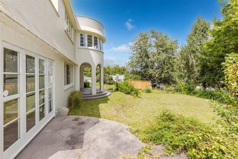 Photo of property in 2 Woodstock Road, Fairfield, Hamilton, 3214