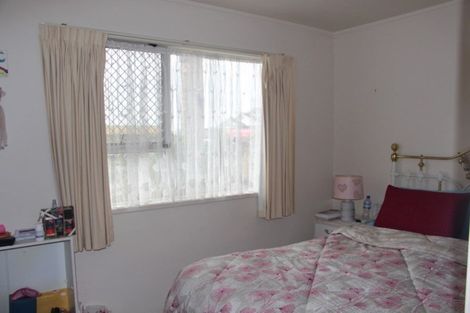 Photo of property in 375 Hobsonville Road, Hobsonville, Auckland, 0618