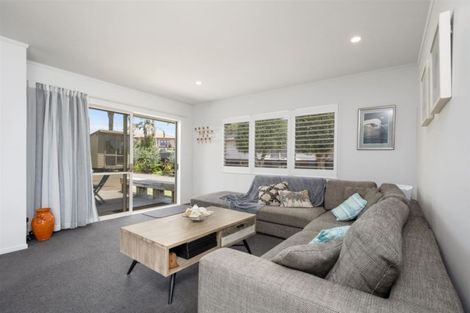 Photo of property in 36 Kane Road, Papamoa Beach, Papamoa, 3118