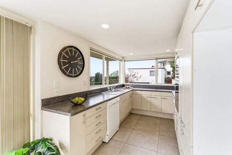 Photo of property in 1/21 Overdale Drive, Cashmere, Christchurch, 8022