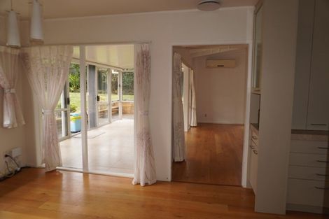 Photo of property in 11 Munstead Place, Hillcrest, Auckland, 0627