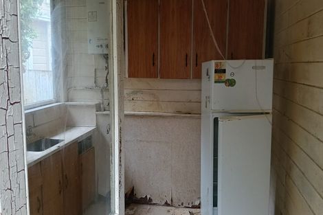 Photo of property in 28 Highbury Road, Highbury, Wellington, 6012