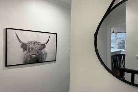 Photo of property in 53 Handyside Street, Tawa, Wellington, 5028