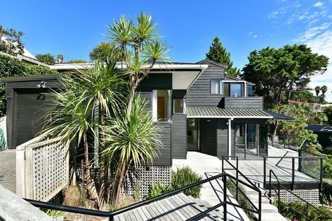 Photo of property in 17a Duncansby Road, Stanmore Bay, Whangaparaoa, 0932