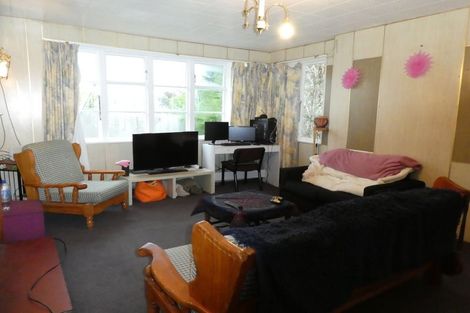 Photo of property in 15 Auburn Avenue, Upper Riccarton, Christchurch, 8041