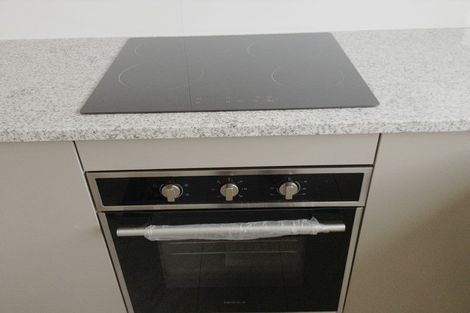 Photo of property in 31 Portadown Avenue, Pakuranga Heights, Auckland, 2010