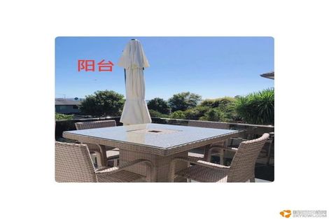 Photo of property in 2 Mellons Bay Road, Howick, Auckland, 2014