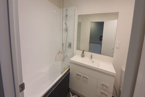 Photo of property in 61 Grove Road, Papakura, 2110