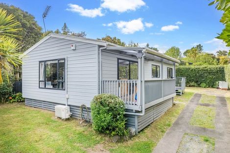 Photo of property in 184 Hutchinson Avenue, New Lynn, Auckland, 0600