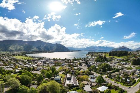 Photo of property in 20 Chalmers Street, Wanaka, 9305