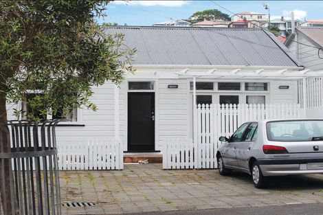 Photo of property in 39 Palmer Street, Aro Valley, Wellington, 6011